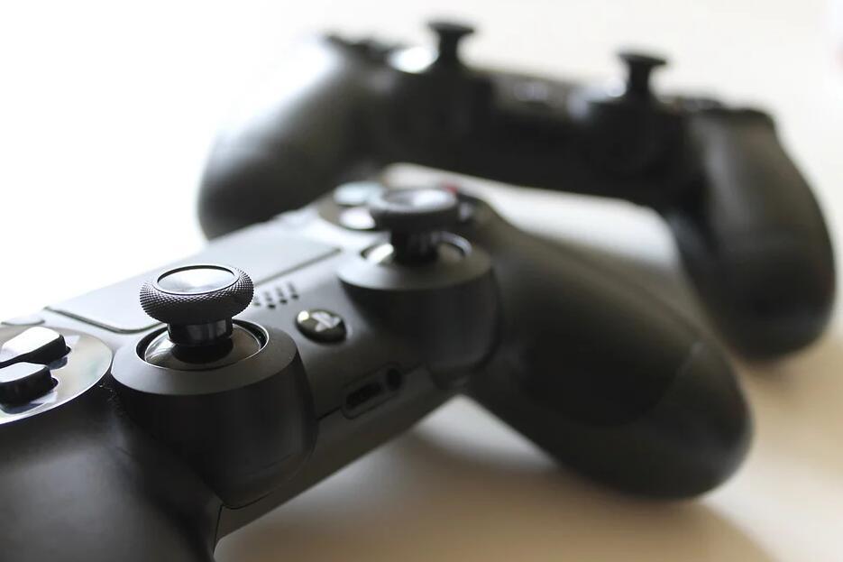 育碧CEO：索尼PS5和微软Xbox Series X能兼容几乎所有旧世代游戏