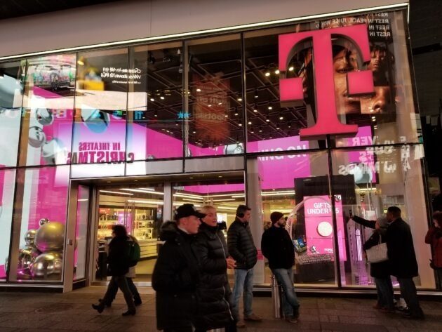 新冠病毒爆发，T-Mobile美国宣布关闭80%实体零售店