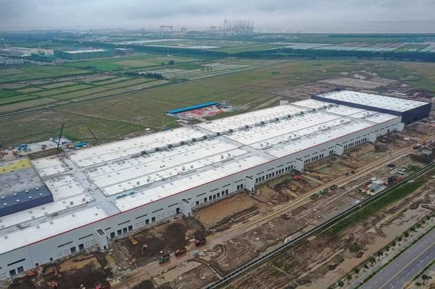特斯拉上海工厂新突破：Model 3 周产可达 3000 辆