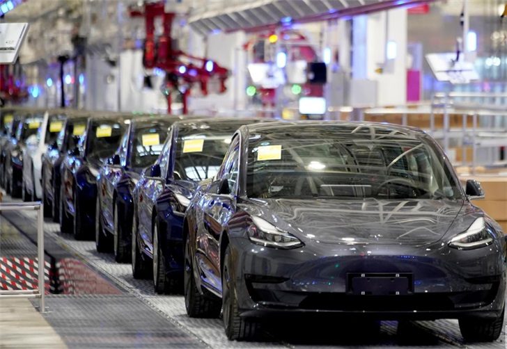 国产特斯拉 Model 3 拟引入新款电池：低价格、高寿命、高储能