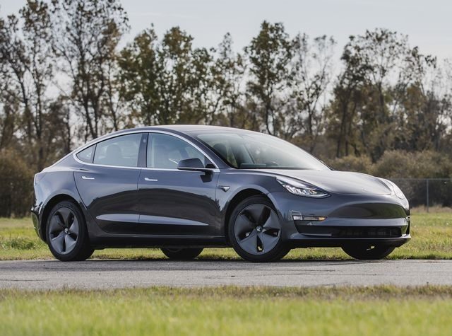 特斯拉 Model 3 将迎来大更新：新增电动尾门、双层玻璃