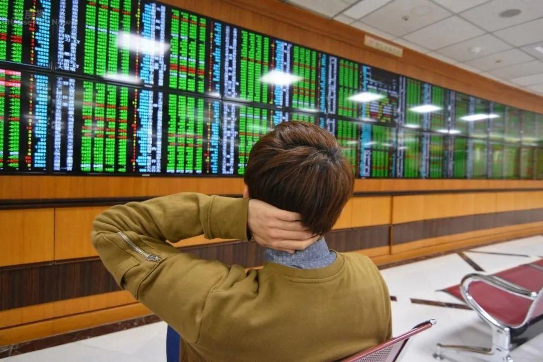 有人赚千万、有人跑进场…… 新能源车的资本泡沫谁先破