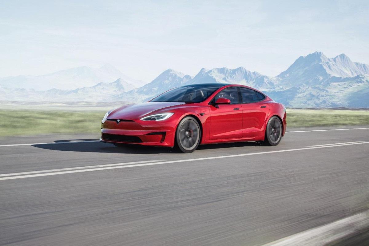 特斯拉 9 年来首次大升级 Model S：外观内饰焕新 、U 型方向盘