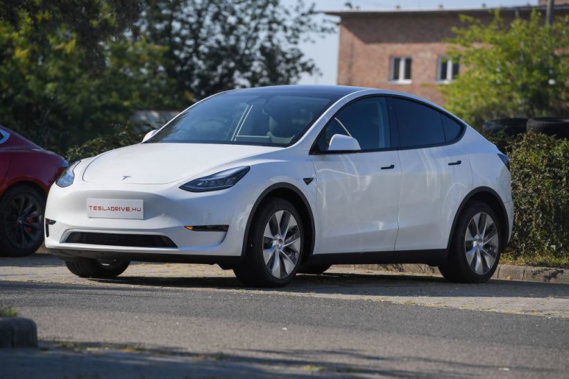 特斯拉 Model Y 需求飙升，长续航版第三季度产量几乎售罄