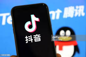 中国互联网视频用户已突破 9 亿，20 岁以下网民达 1.6 亿：短视频日均耗时超 2 小时