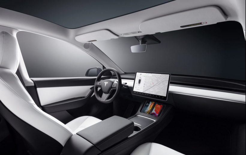 特斯拉 CEO 马斯克：所有 Model 3/Y 均可升级配备 FSD