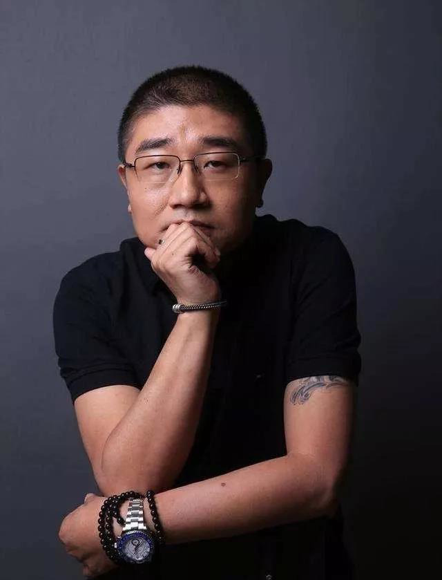 退而不休的刘强东再放权：徐雷成名正言顺京东二把手