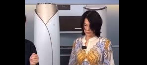 直播间摔话筒黑脸离场？格力董明珠回应称“确实当时不高兴，但黑是黑不倒的”