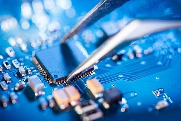 TrendForce：2022 年 Q4 前十大晶圆代工产值环比减少 4.7%，今年 Q1 持续下滑