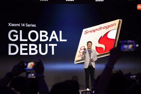 卢伟冰：小米 14 系列手机全球首发骁龙 8 Gen 3，汽车明年发布 ...