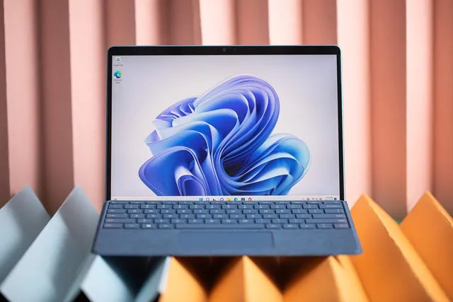 微软看好高通骁龙 X Elite 芯片，称 AI PC 超越苹果 M3 MacBook Air