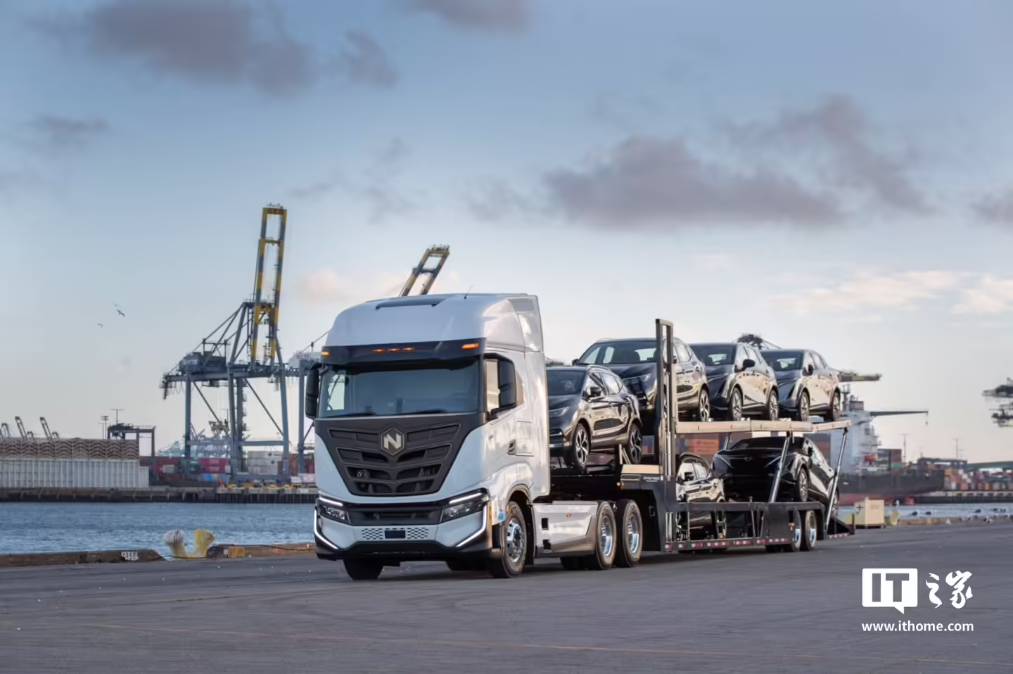 美国氢电动卡车制造商 Nikola 濒临破产，曾指责特斯拉 Semi 抄袭 ...