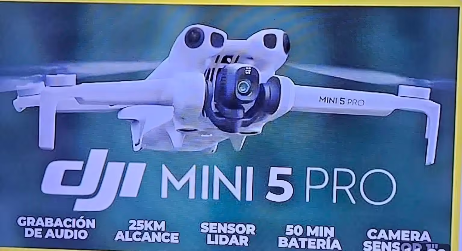 大疆 Mini 5 Pro 无人机曝料：25 公里图传、续航50分钟、1英寸传感器、创新云台设计 ...