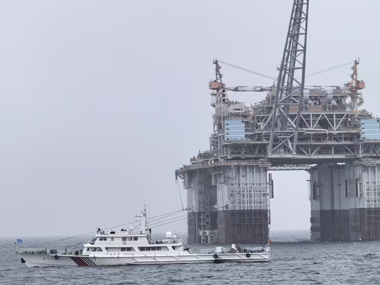 填补我国技术空白，全球首次十万吨级海上浮式油气生产装置浮托组装作业完成 ...