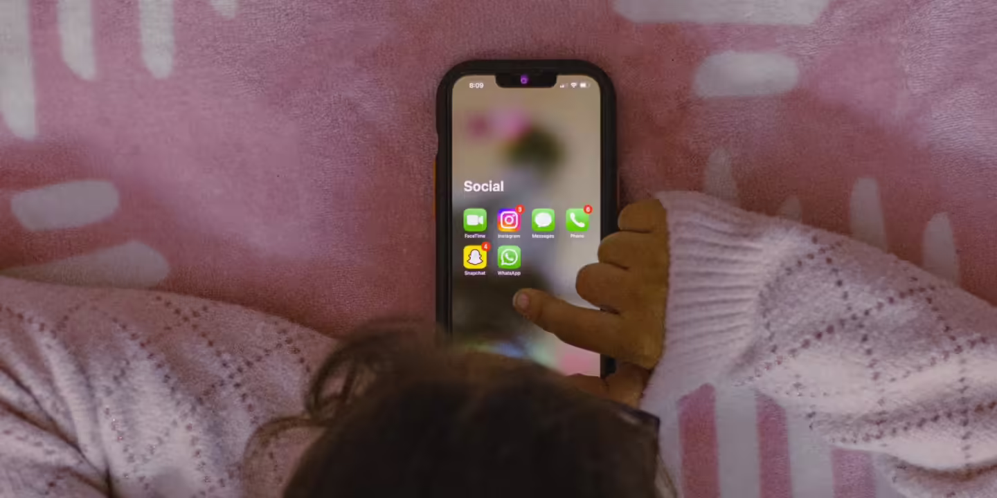 苹果库克罕见亲自出马，致电州长力阻 App Store 年龄审查法案生效 ...
