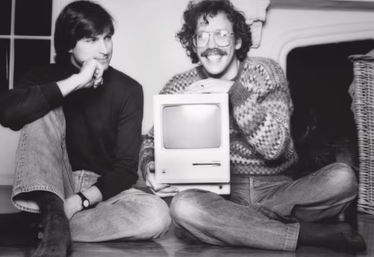 苹果早期图形界面开发者比尔・阿特金森去世，曾发明菜单栏和 HyperCard ...
