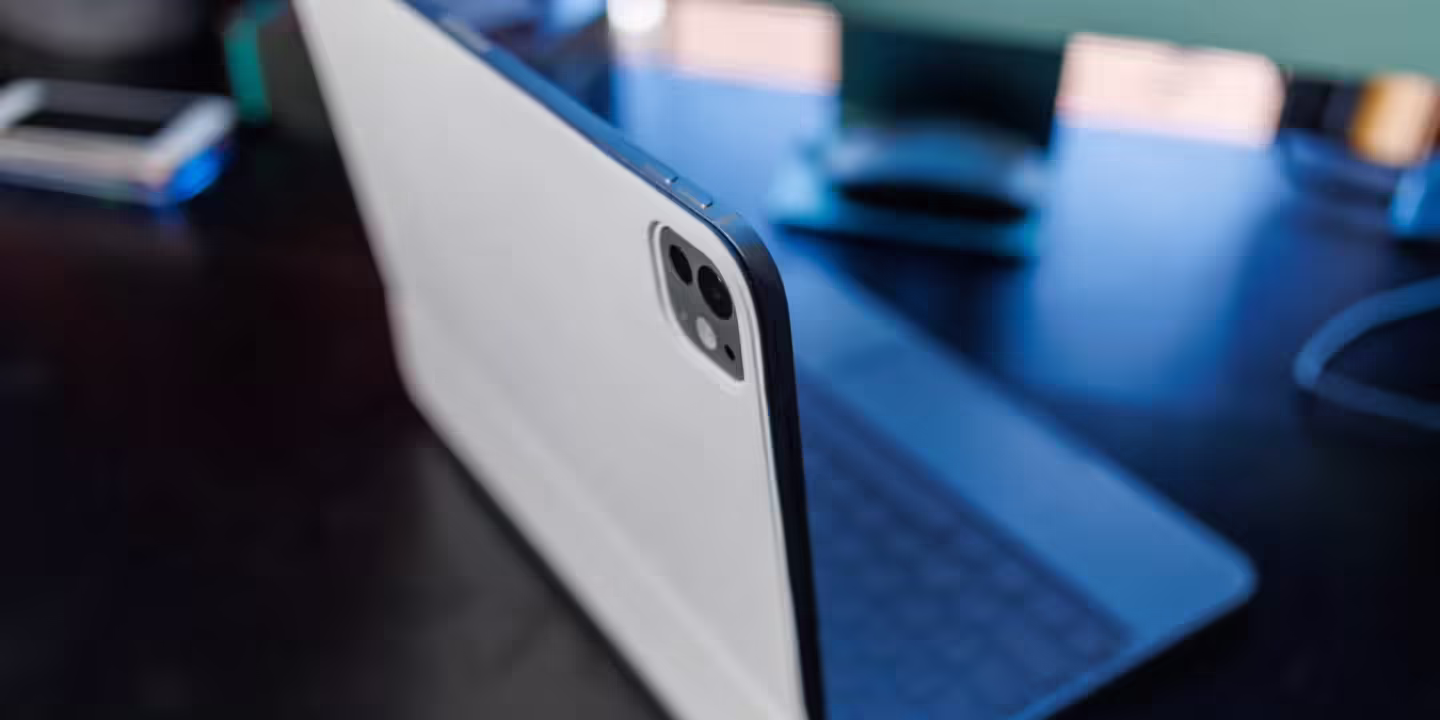 古尔曼：苹果首款可折叠 iPad 售价近 3000 美元，最早 2029 年才能上市 ...