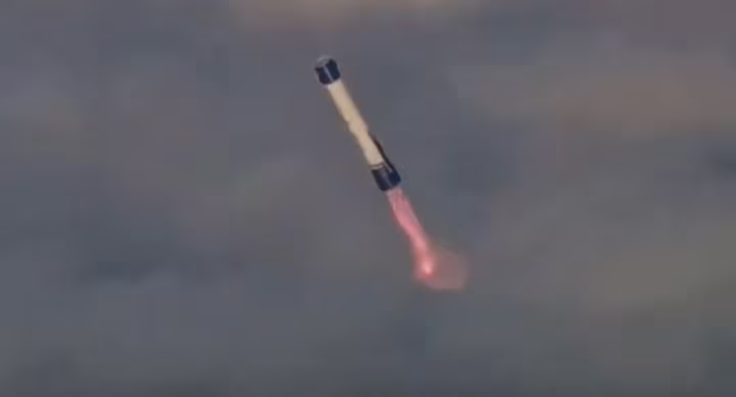 美国蓝色起源公司“新格伦”火箭搭载火星探测器升空，首次实现推进器回收 ...