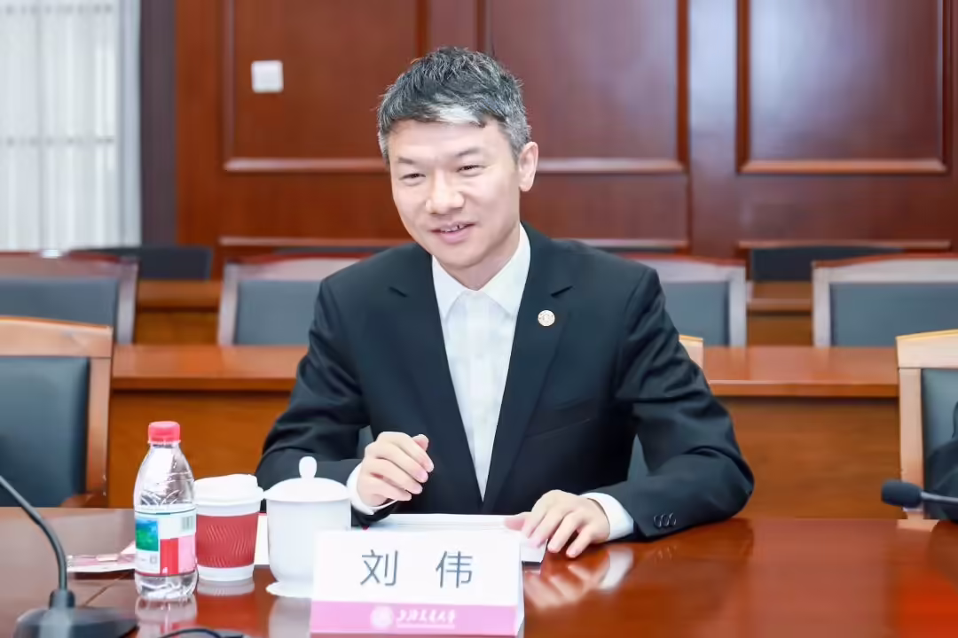 米哈游刘伟、蔡浩宇、罗宇皓集体向上海交大捐资，加注“AI 未来基石”基金 ...