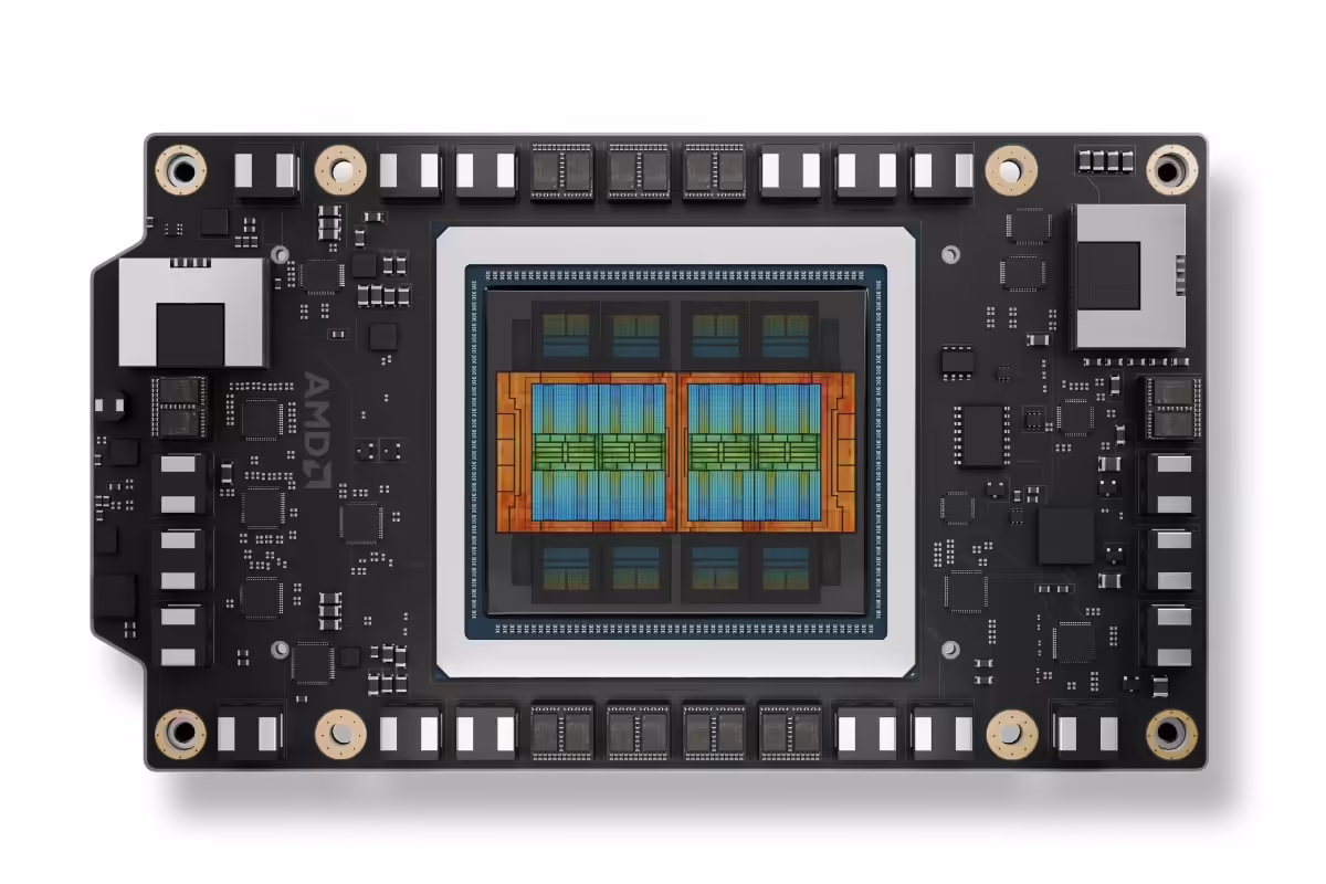 用于对比的 MI350X 内部