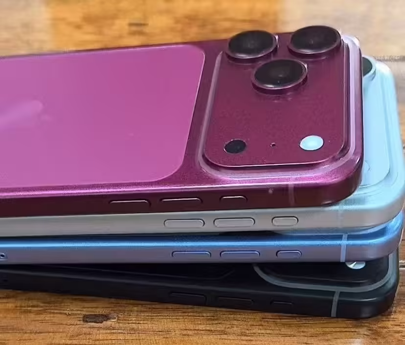 苹果 iPhone 18 机模曝光:4 种颜色,主打樱桃色