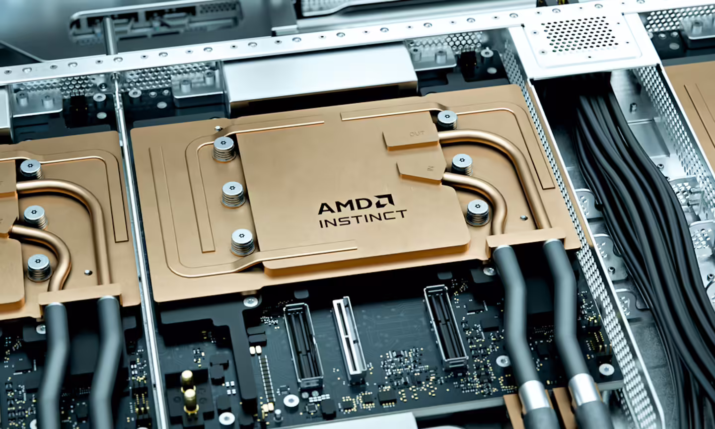 AMD 展示最强 AI 加速器 MI455X：台积电 2nm 工艺、3200 亿晶体管、432GB HBM4 ...