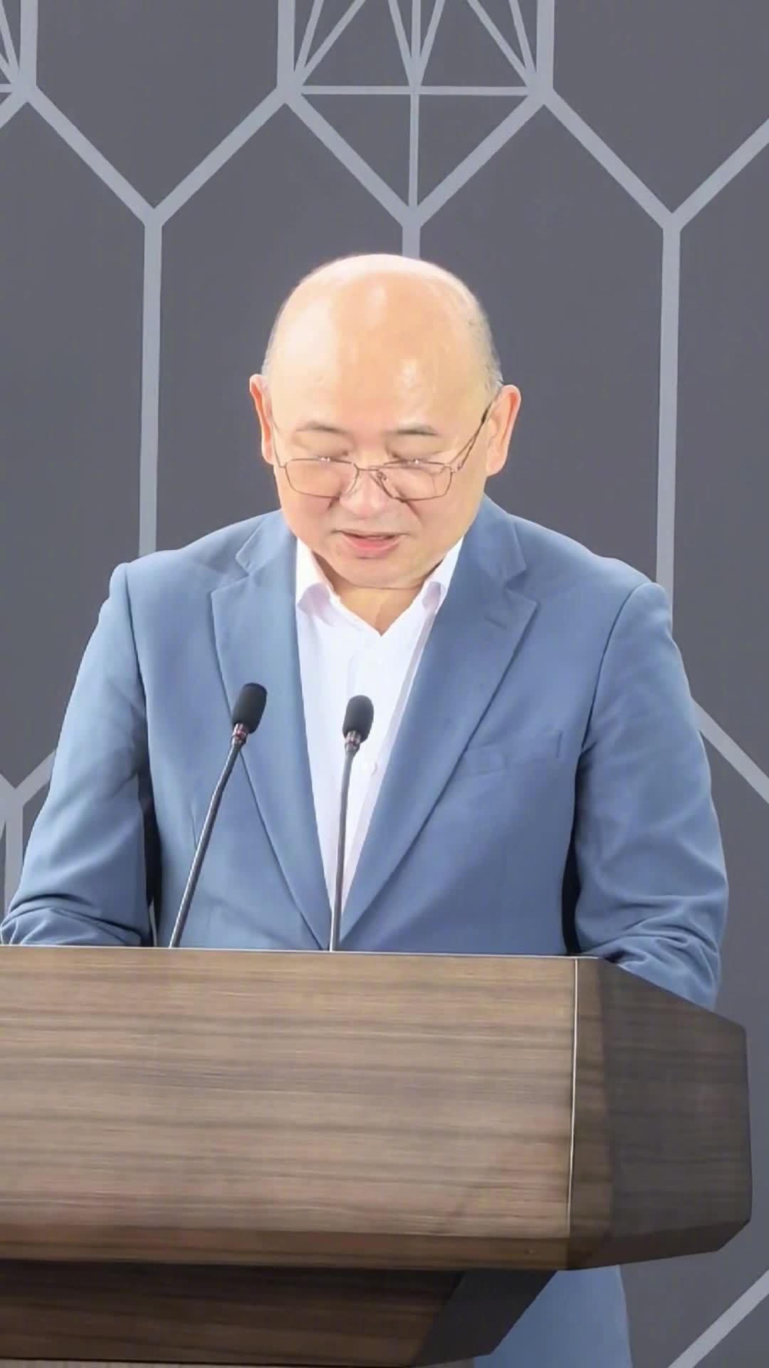江汽集团董事长项兴初：继续坚定地和华为、供应链伙伴一起造好车、卖好车、服务好车主