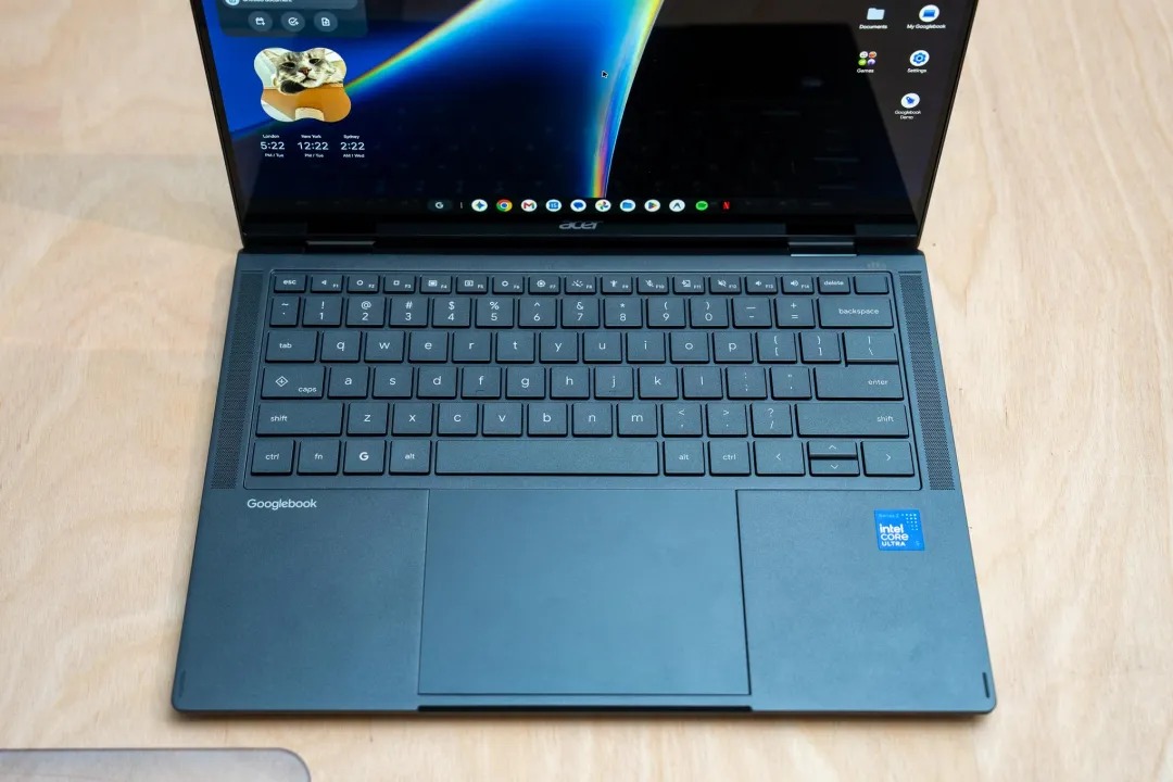 谷歌携五大 PC 厂商正式推出首批 Googlebook 笔记本，起售价 899 美元