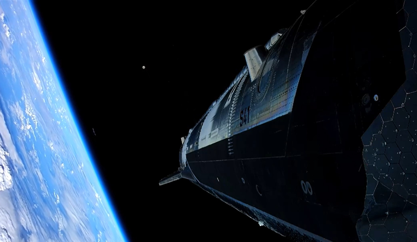 马斯克 SpaceX 成功完成星舰第 14 次试飞，首次入轨、返回、溅落并部署 26 颗卫星