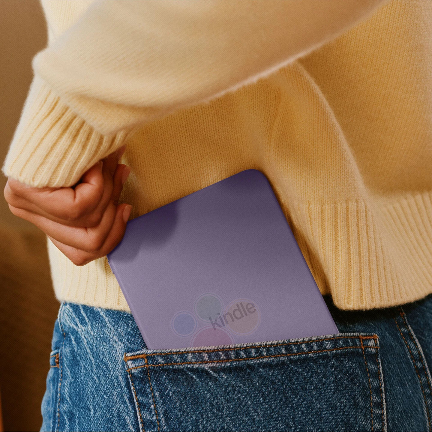 2026 款 Kindle 电子阅读器曝光：系列首用圆角 E-Ink 屏幕，电源键移至机身右侧